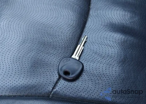 2013 Hyundai Elantra Limited z USA, uszkodzony, nr VIN 5NPDH4AE3DH196939